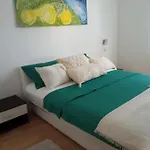 Tomic Apartment *