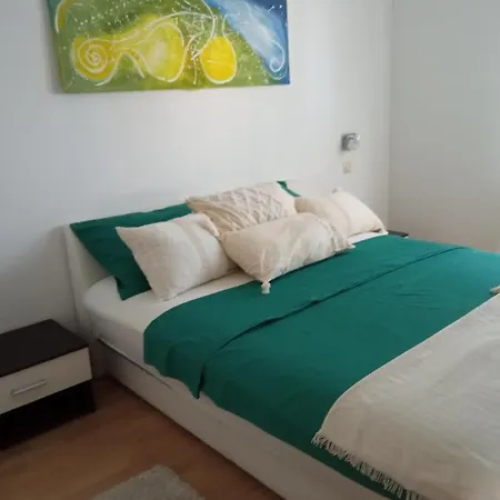 Tomic Apartmán *