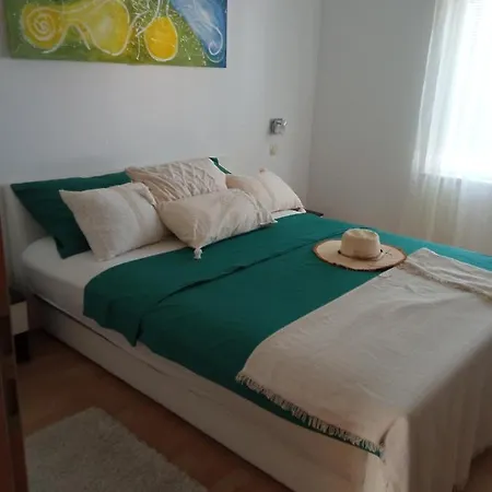 Apartment Tomic