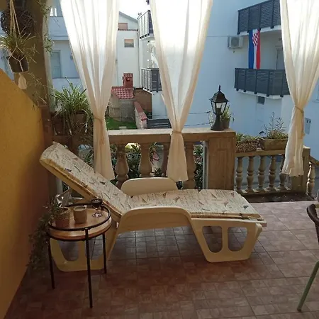 Tomic Apartment *