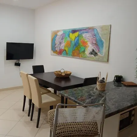 Tomic Apartment *