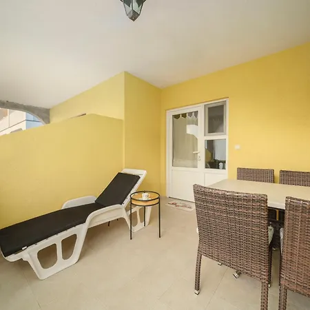 Apartment Tomic Vodice