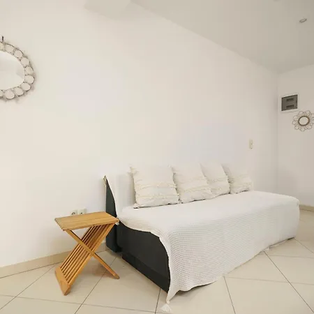 Apartment Tomic
