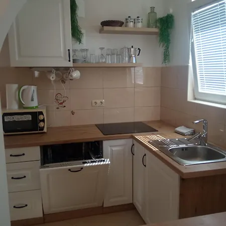 Tomic Apartment Vodice